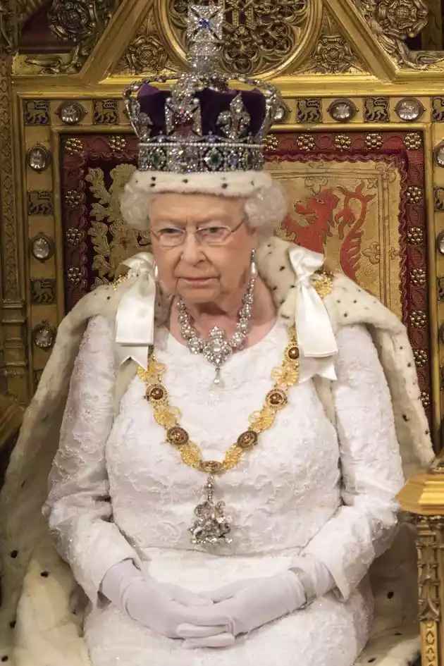 The Governement Must Move To Remove The Queen As Head Of Our Constitutional Authority, The Season Is Now!!!